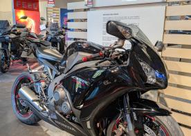 HONDA CBR 1000 FIREBLADE